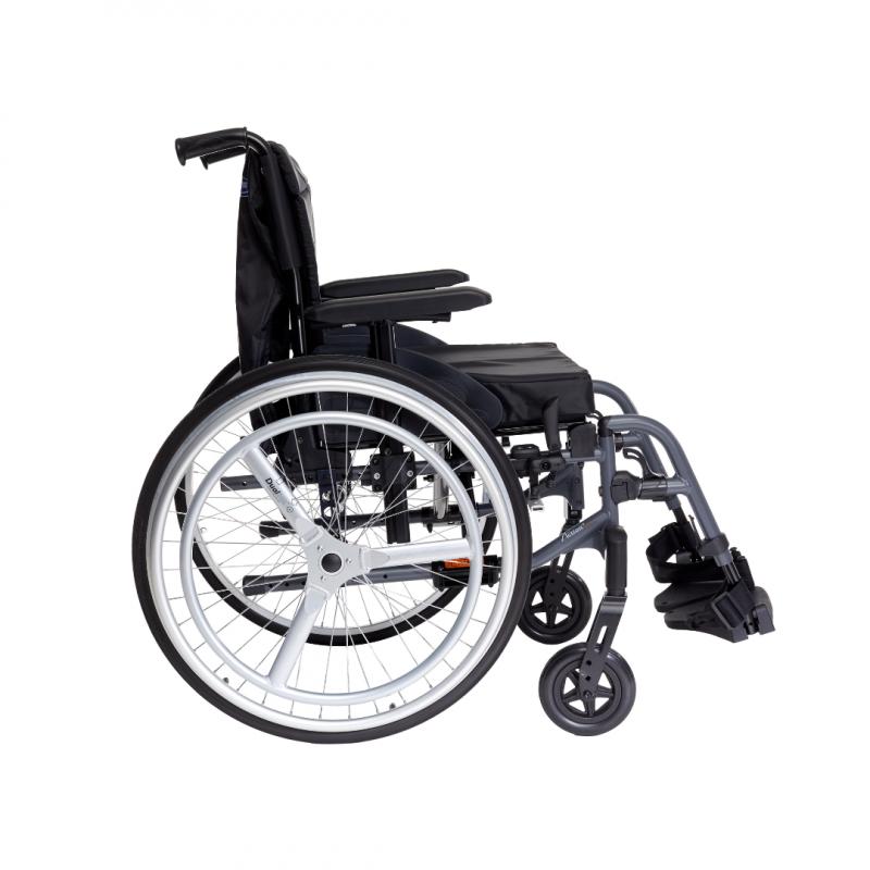 Середньоактивне крісло колісне Invacare Action 3 NG HEMI