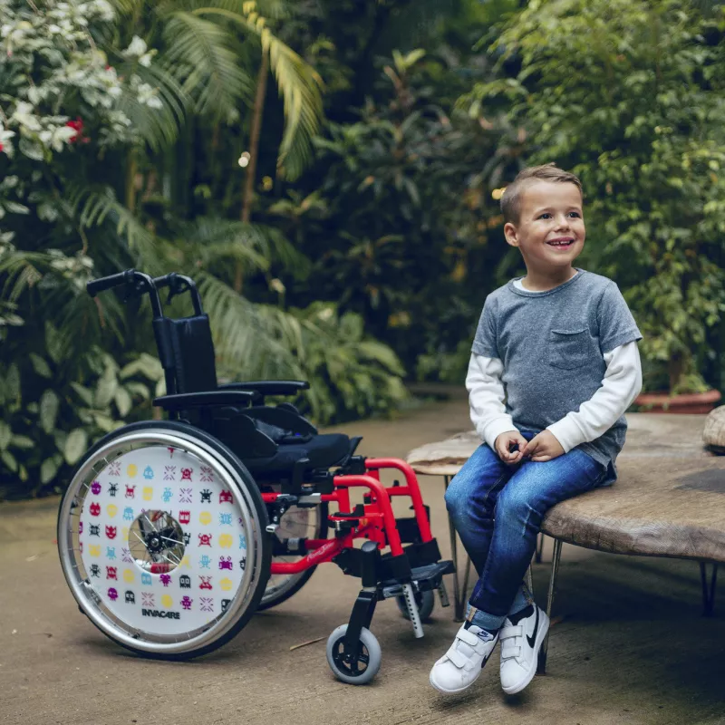 Активне дитяче крісло колісне Invacare Action 3 Junior Evolutive