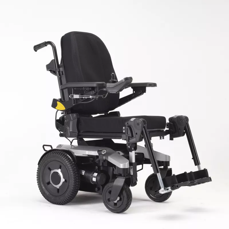 Крісло колісне з електроприводом Invacare AVIVA RX20