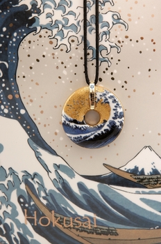 GOE-66989948 The Wave - Necklace Artis Orbis Hokusai Goebel