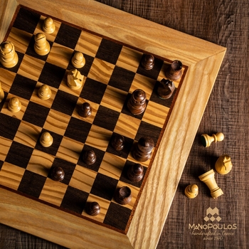 SW4234H Manopoulos Olive Burl Chessboard 34cm with wooden Staunton Chessmen in Luxury Wooden Box