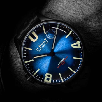 8700/C CAPSOIL DARKMOON IMPERIAL BLUE IPB Наручные часы U-BOAT